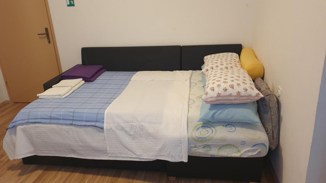 Appartement Oaza à Ražanac Extérieur photo