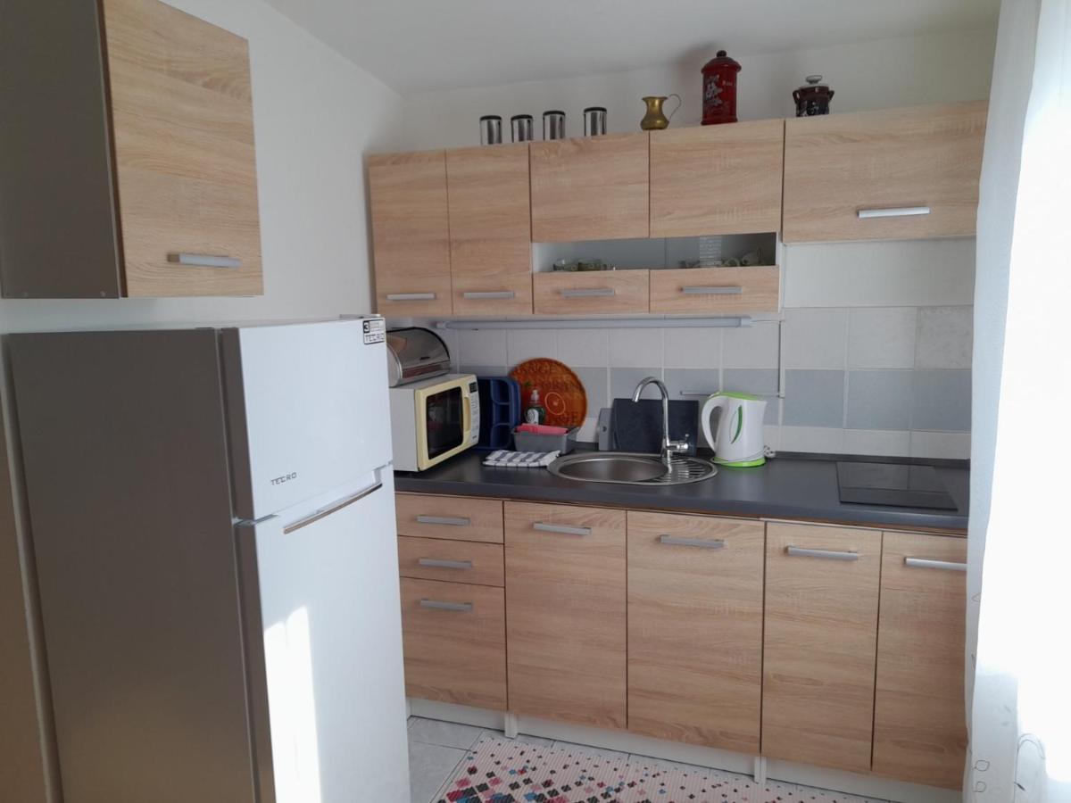 Appartement Oaza à Ražanac Extérieur photo