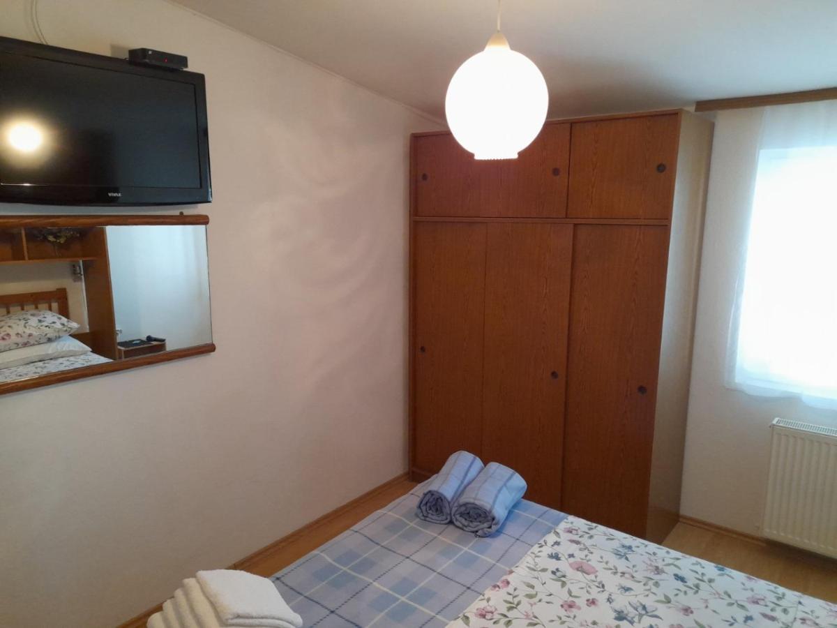 Appartement Oaza à Ražanac Extérieur photo